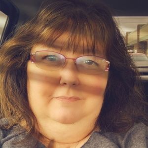 Meet your Posher, Michele